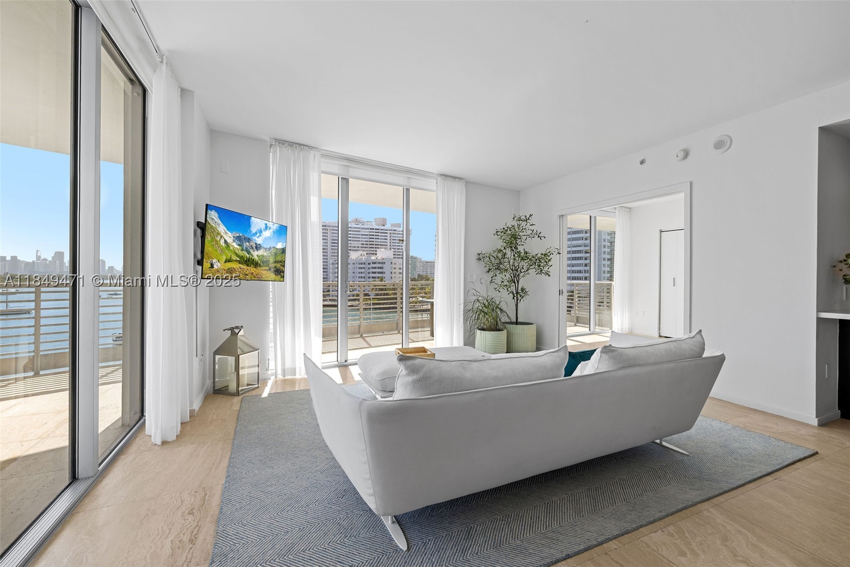 1445 16th St #602, Miami Beach FL 33139