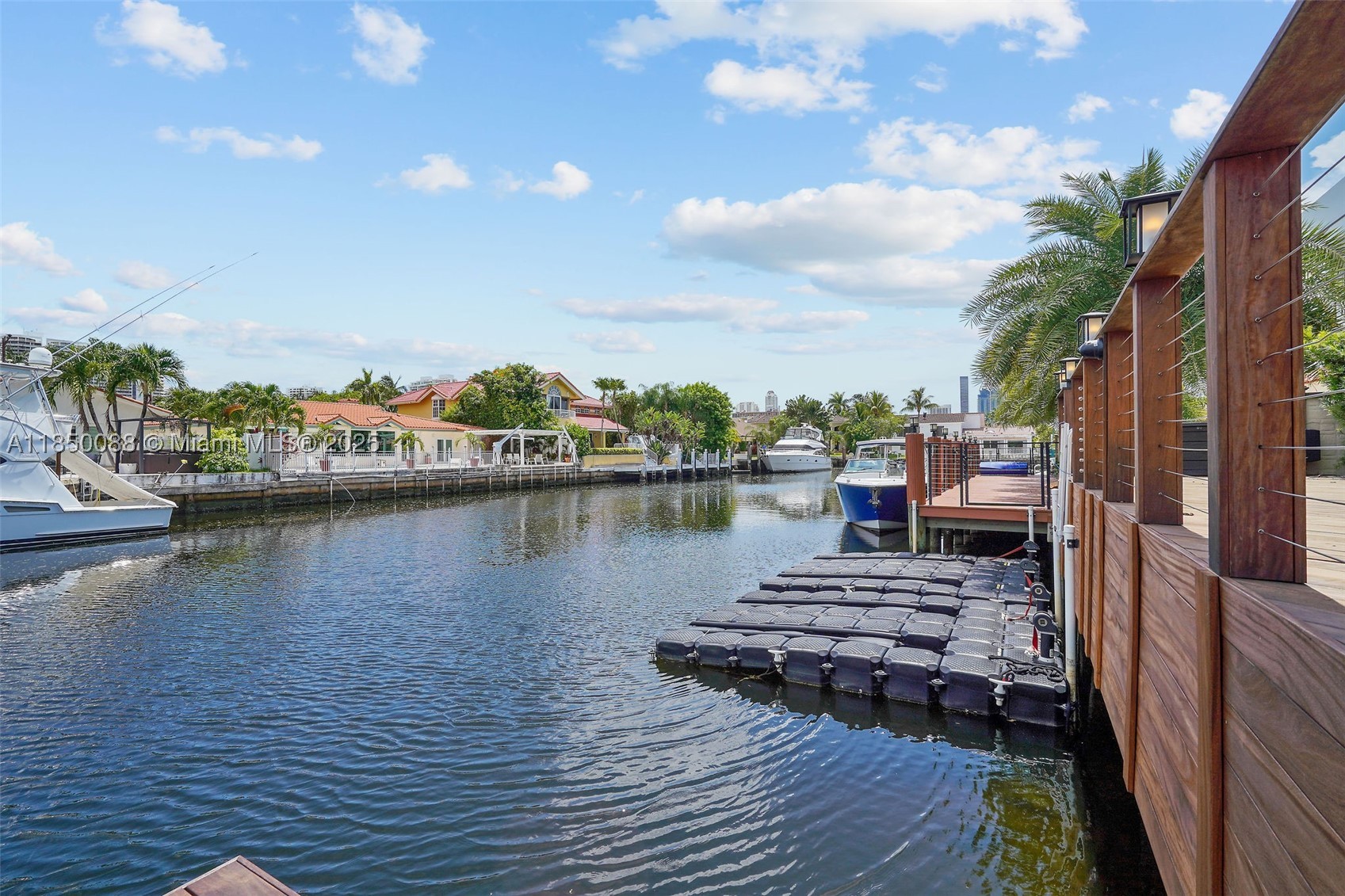 3343 NE 166th St, North Miami Beach FL 33160