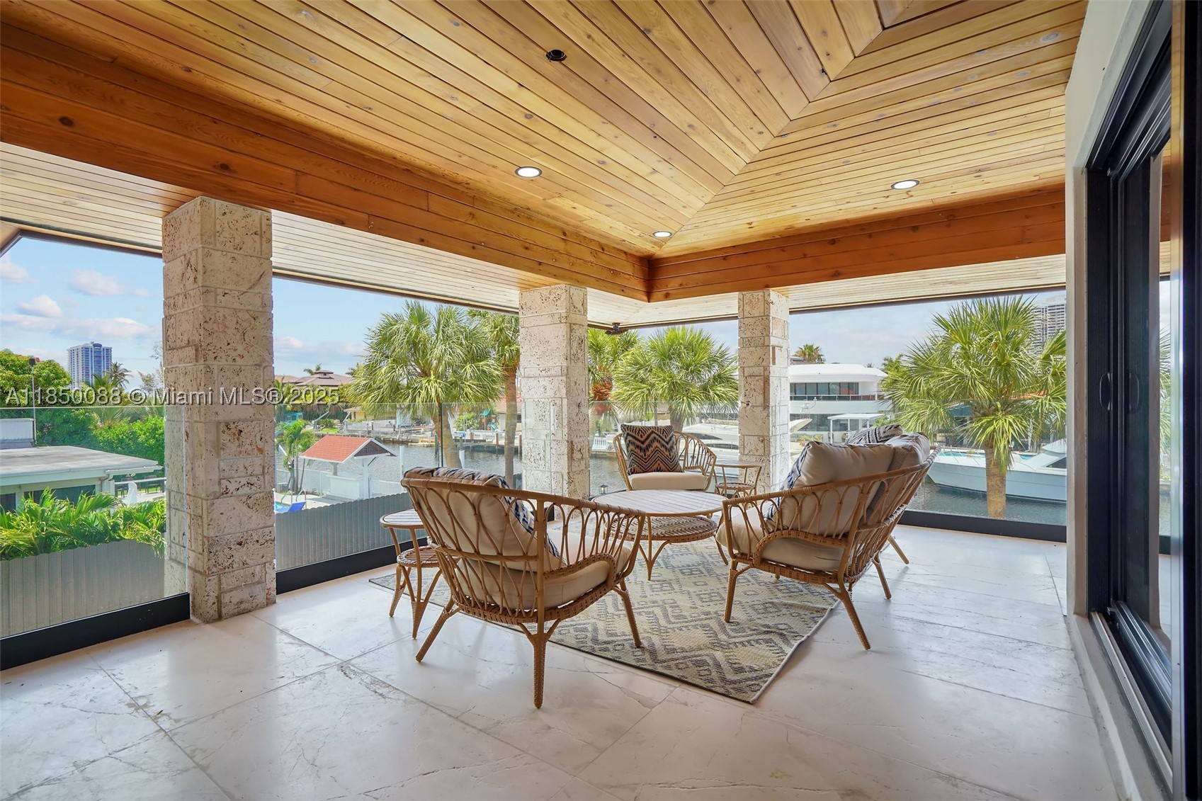 3343 NE 166th St, North Miami Beach FL 33160