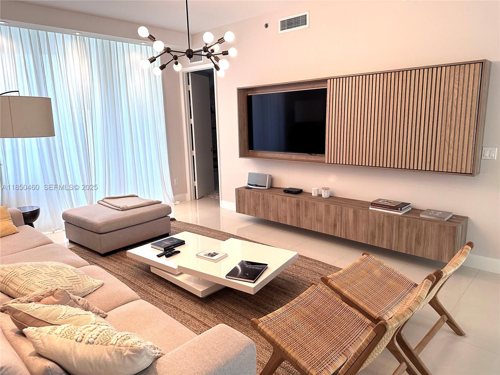 15901 Collins Ave #604 Seasonal, Sunny Isles Beach FL 33160
