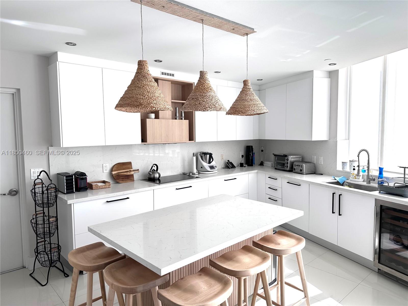 15901 Collins Ave #604 Seasonal, Sunny Isles Beach FL 33160