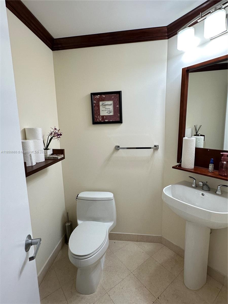 1060 E BRICKELL AV #3001, Miami FL 33131