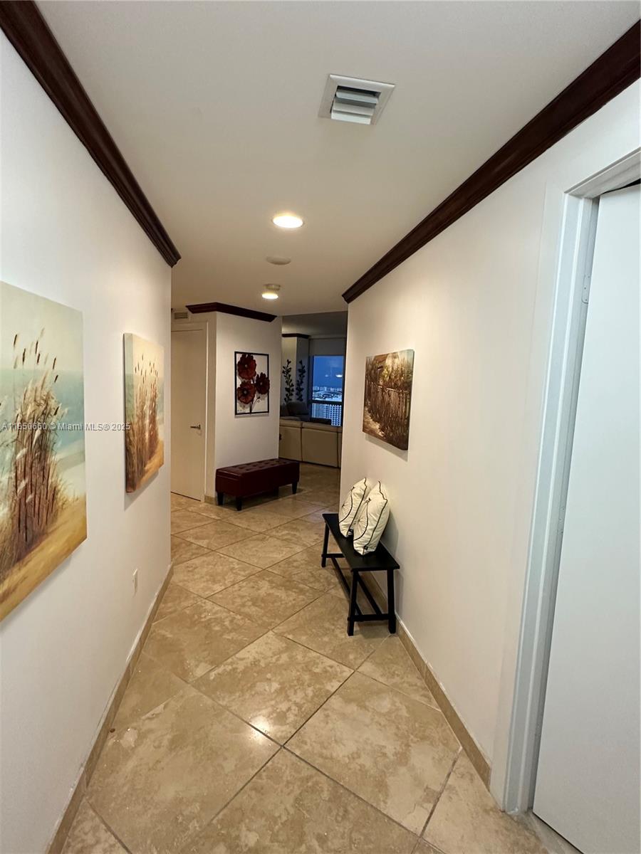 1060 E BRICKELL AV #3001, Miami FL 33131