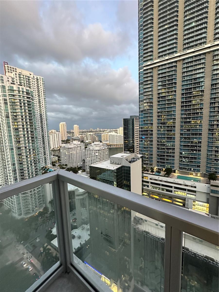 1060 E BRICKELL AV #3001, Miami FL 33131