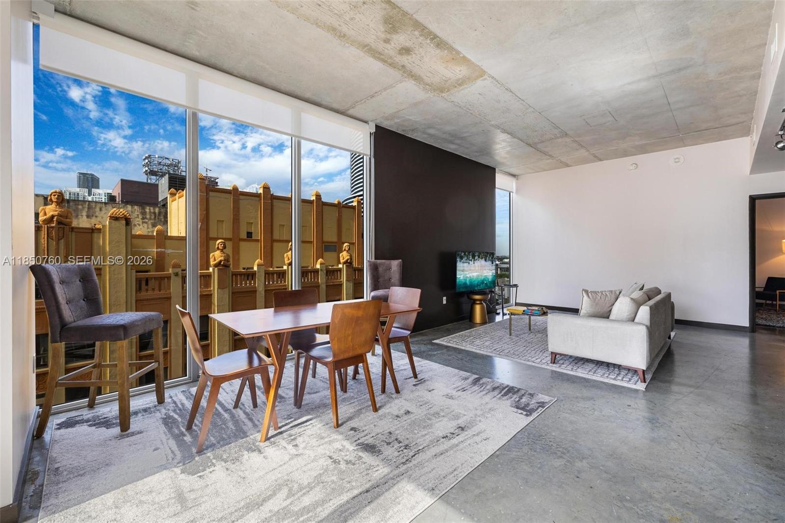 151 SE 1st St #401, Miami FL 33131