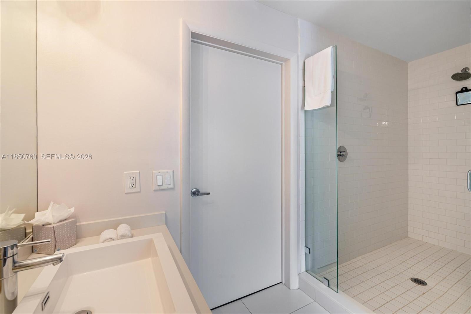 151 SE 1st St #401, Miami FL 33131