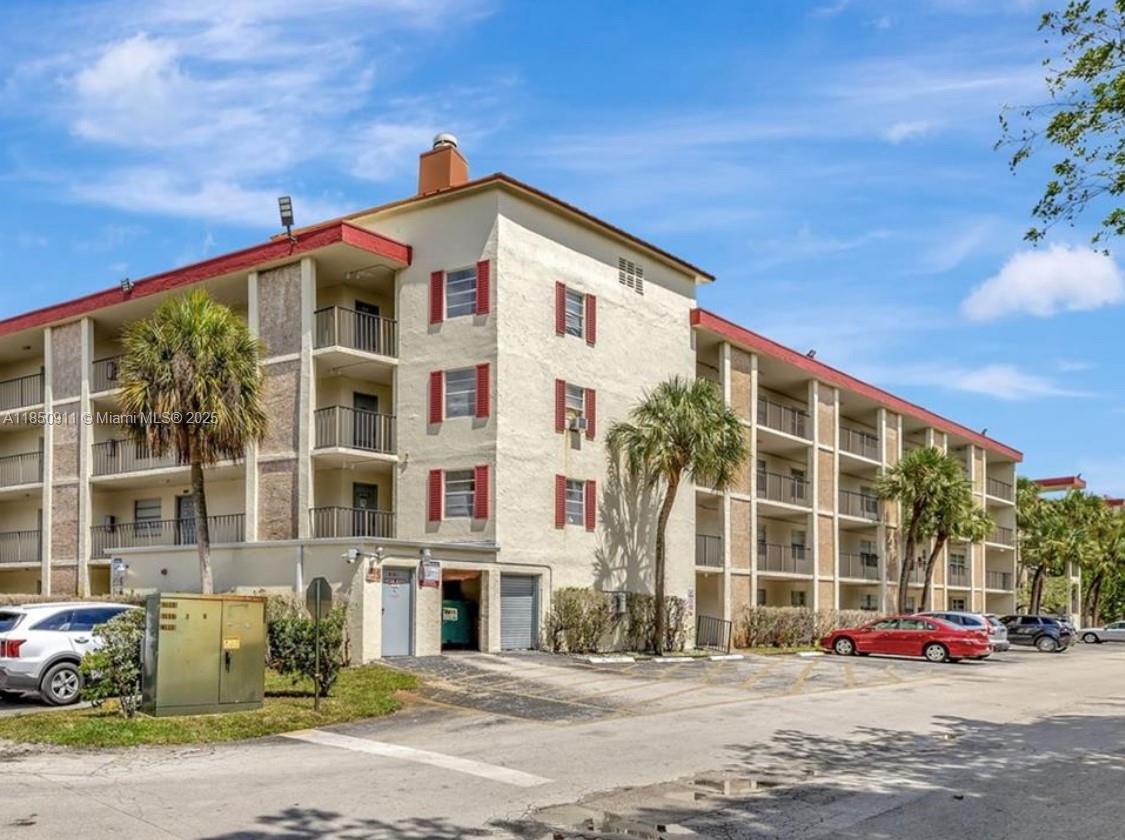 3001 NW 48th Ave #444, Lauderdale Lakes FL 33313