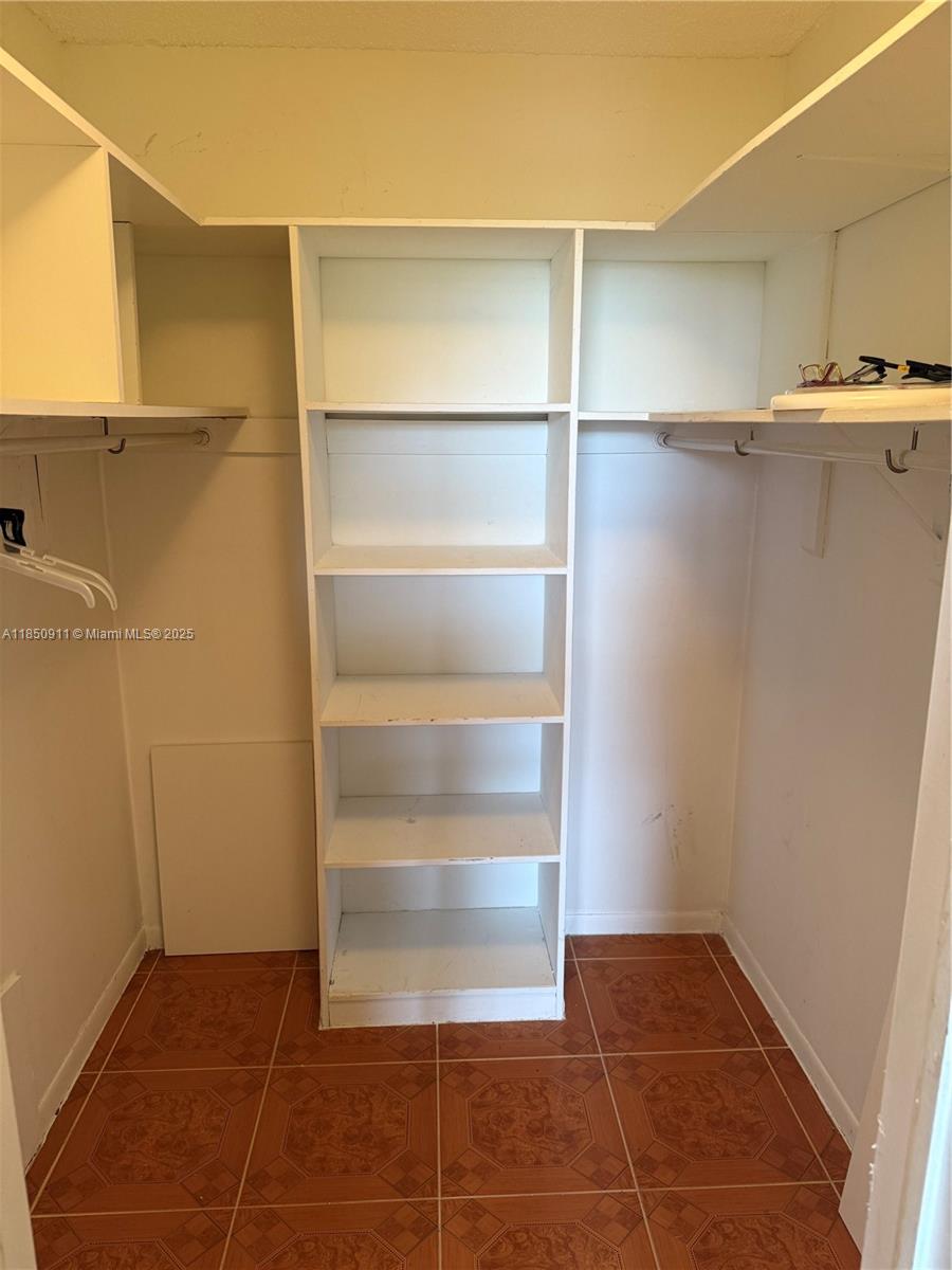 3001 NW 48th Ave #444, Lauderdale Lakes FL 33313