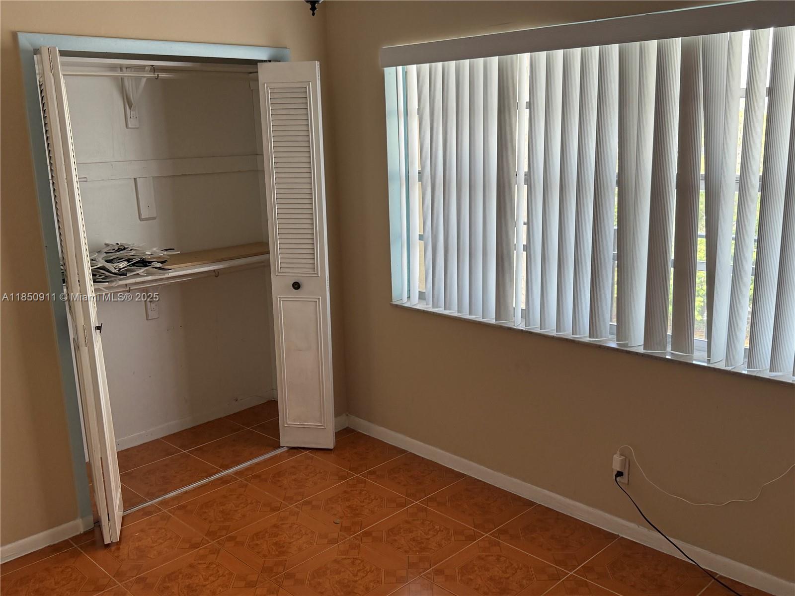3001 NW 48th Ave #444, Lauderdale Lakes FL 33313
