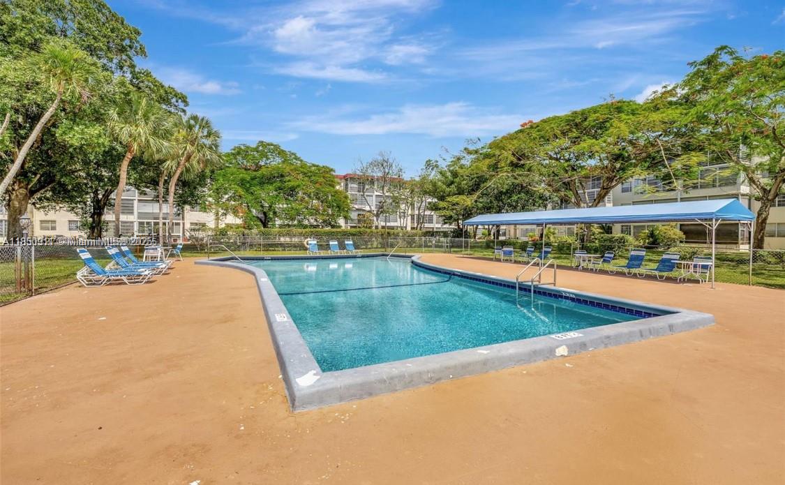 3001 NW 48th Ave #444, Lauderdale Lakes FL 33313