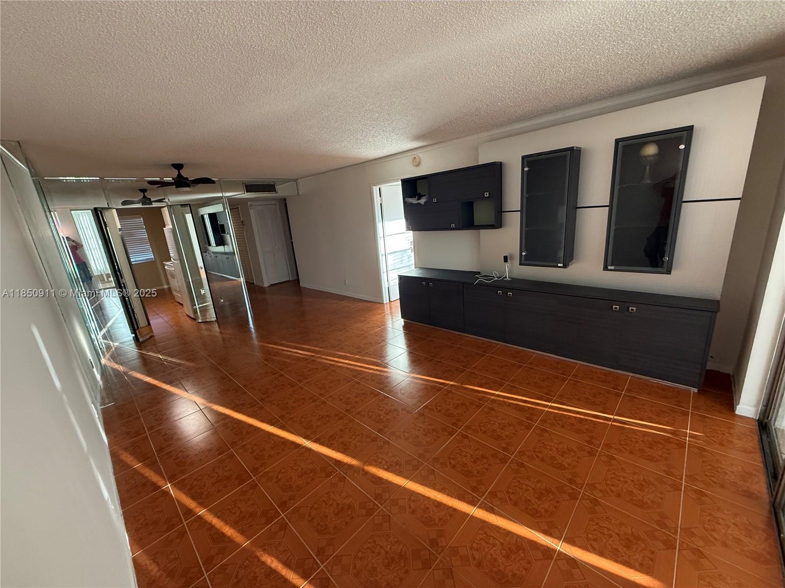 3001 NW 48th Ave #444, Lauderdale Lakes FL 33313