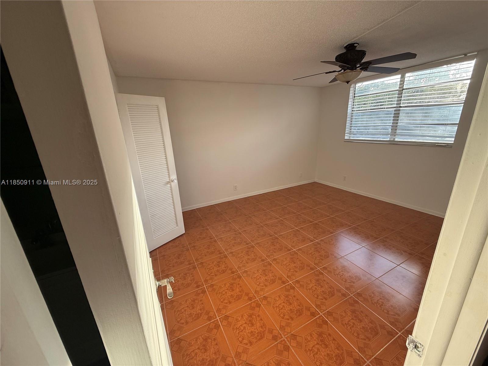 3001 NW 48th Ave #444, Lauderdale Lakes FL 33313