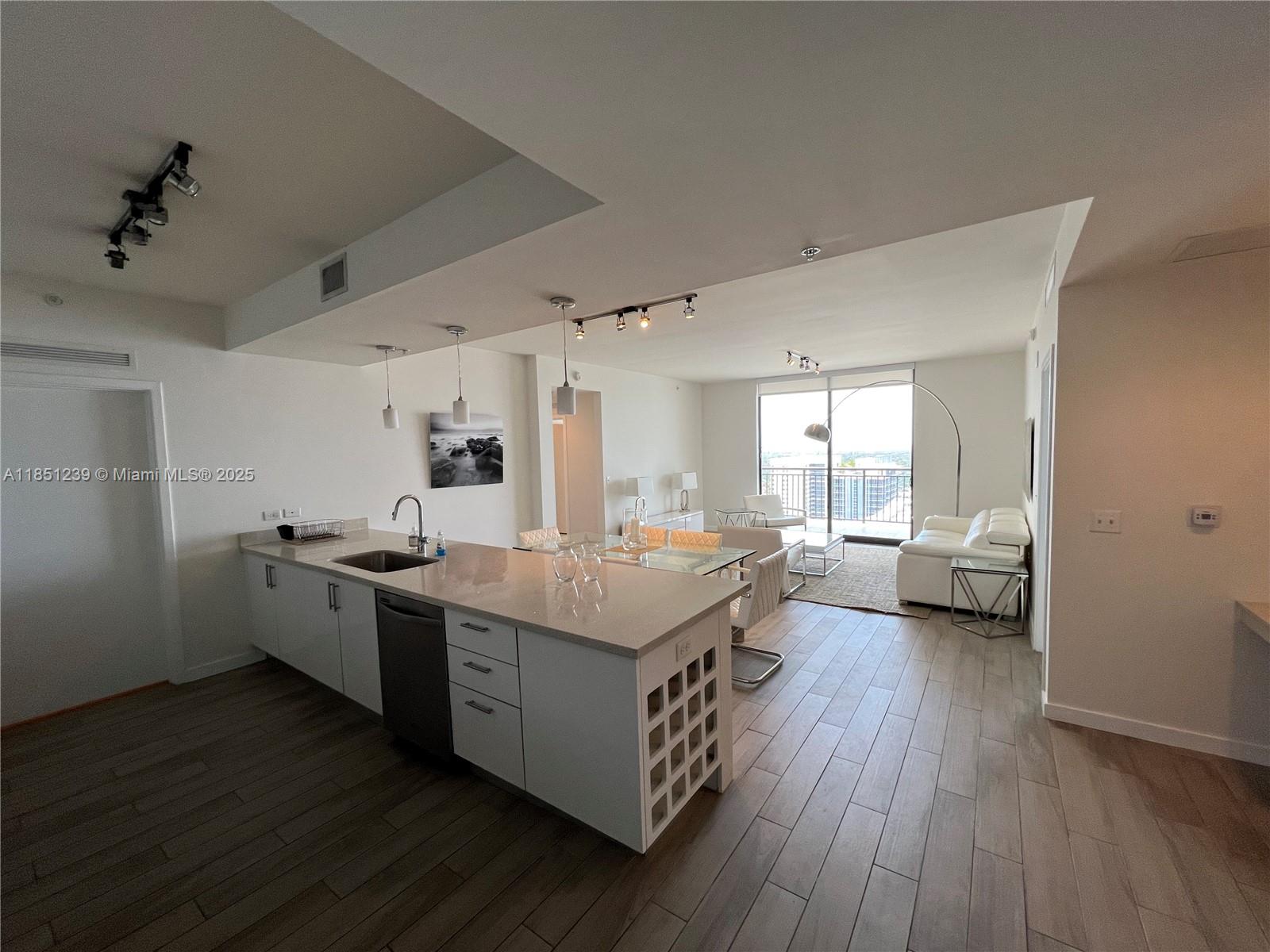 999 SW 1st Ave #2905, Miami FL 33130