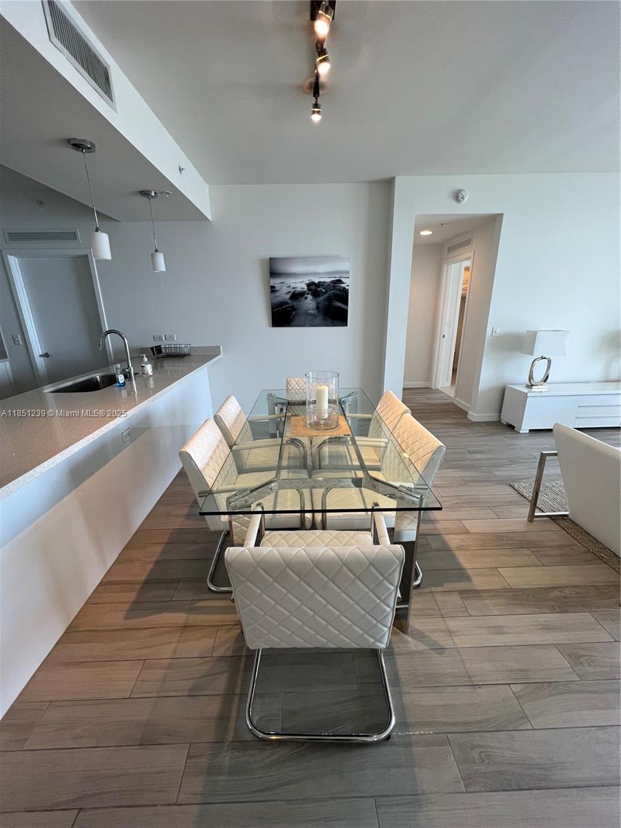 999 SW 1st Ave #2905, Miami FL 33130