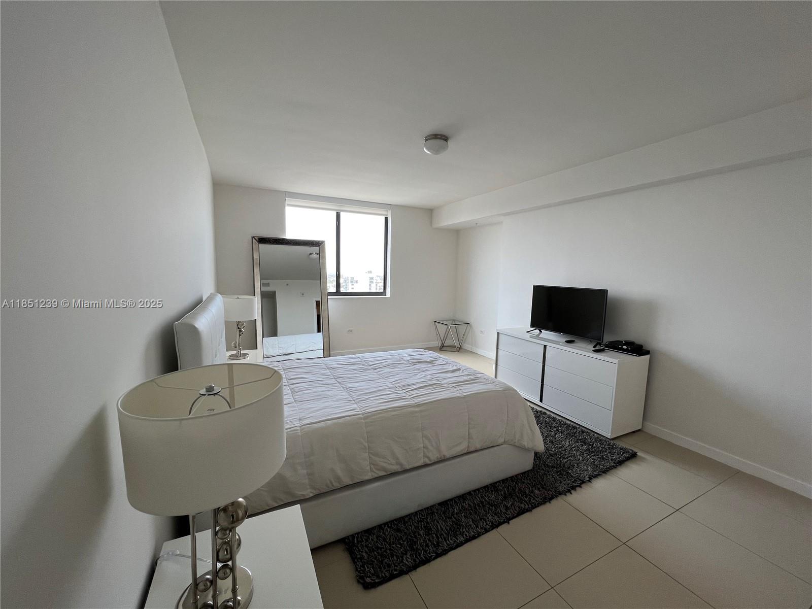 999 SW 1st Ave #2905, Miami FL 33130