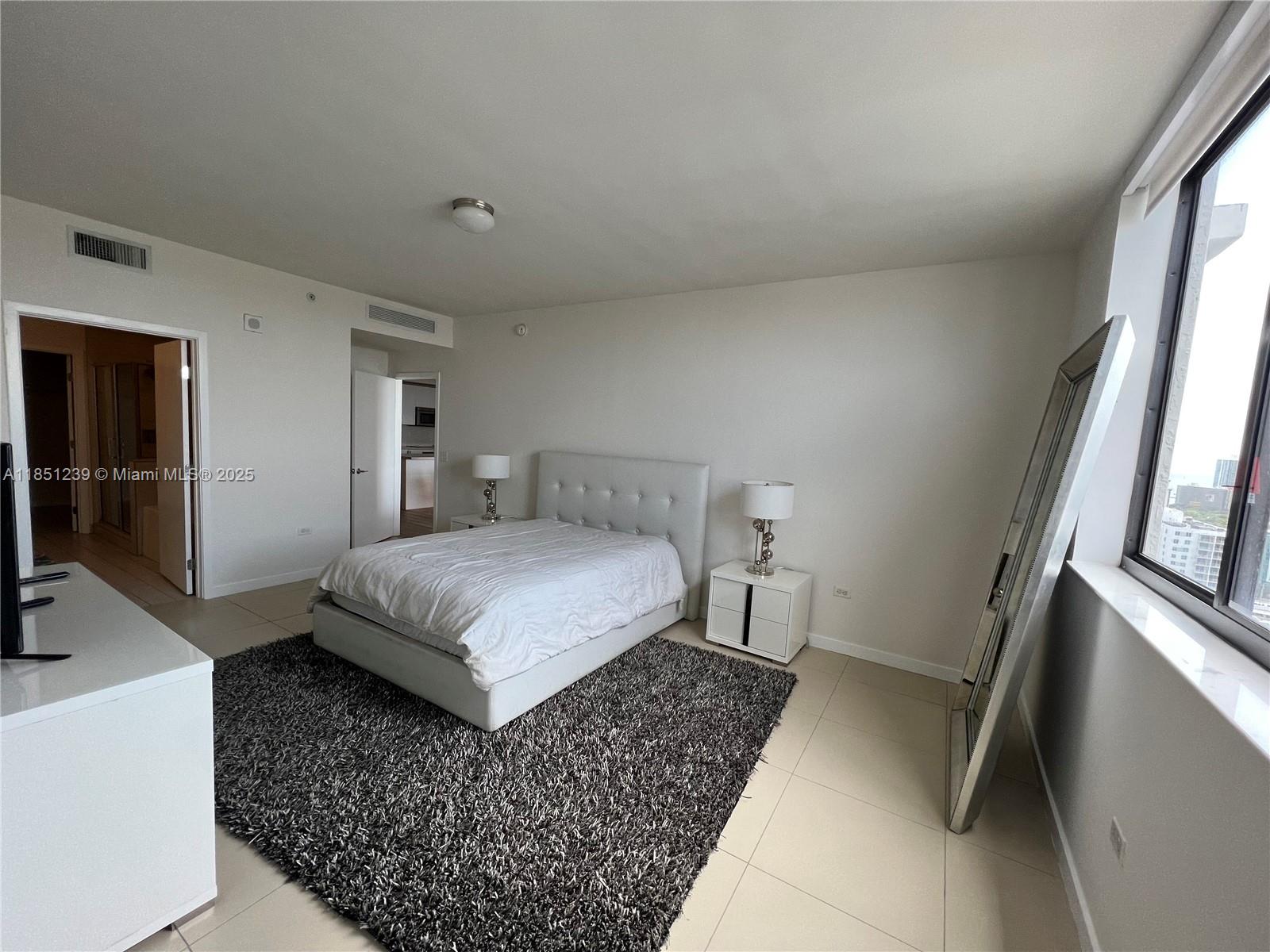 999 SW 1st Ave #2905, Miami FL 33130