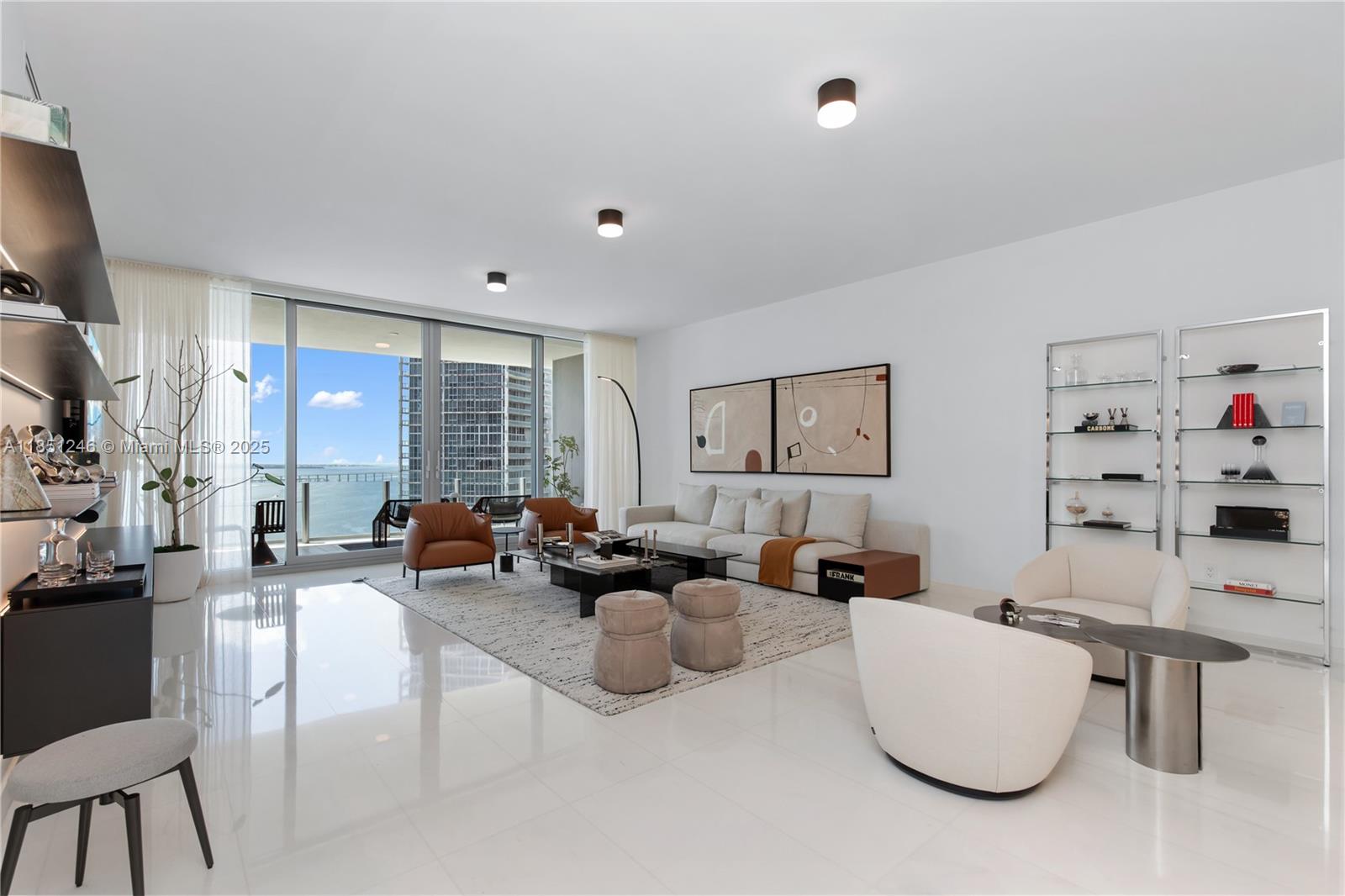 300 Biscayne Boulevard Way #2504C, Miami FL 33131