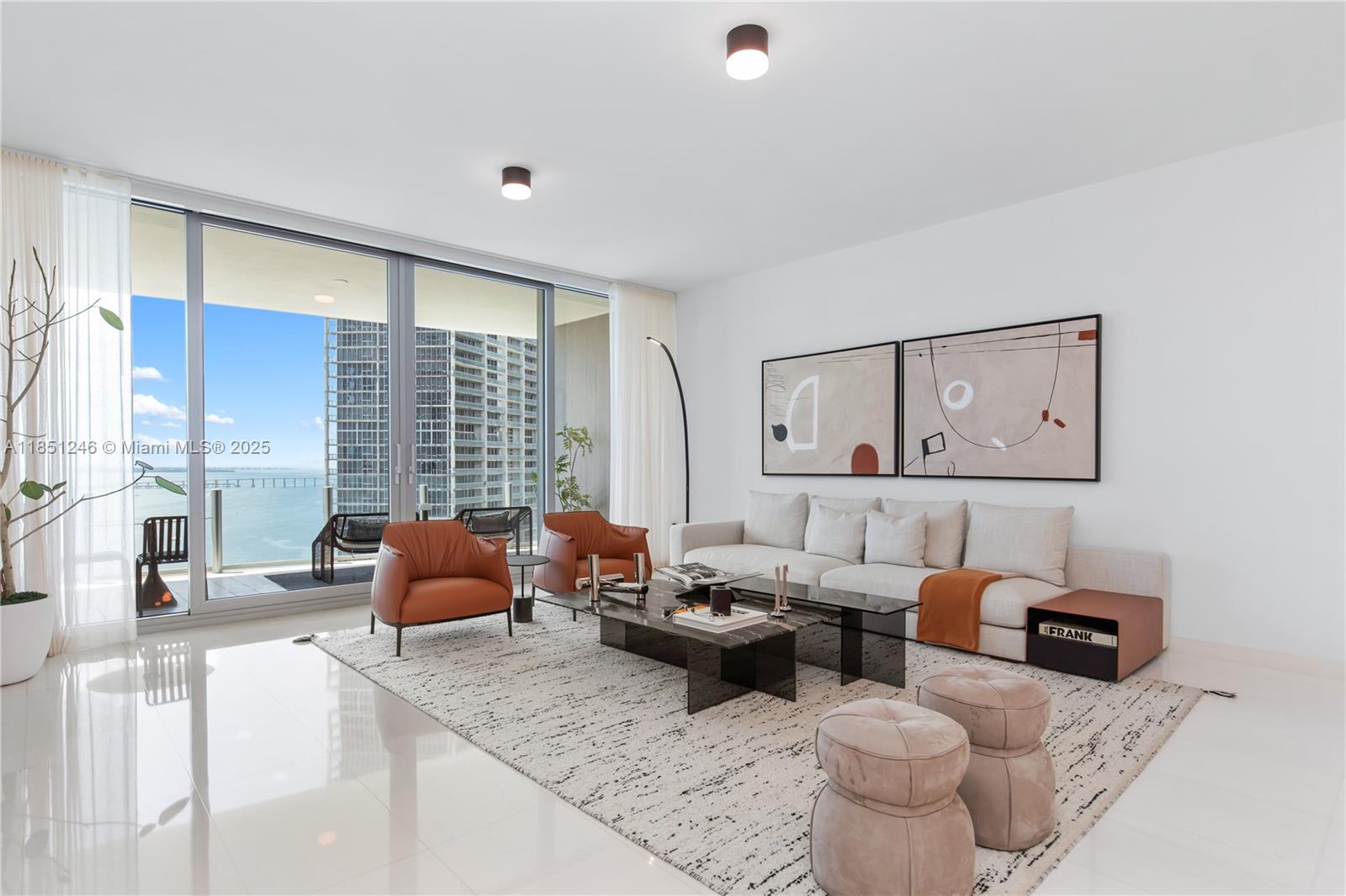 300 Biscayne Boulevard Way #2504C, Miami FL 33131