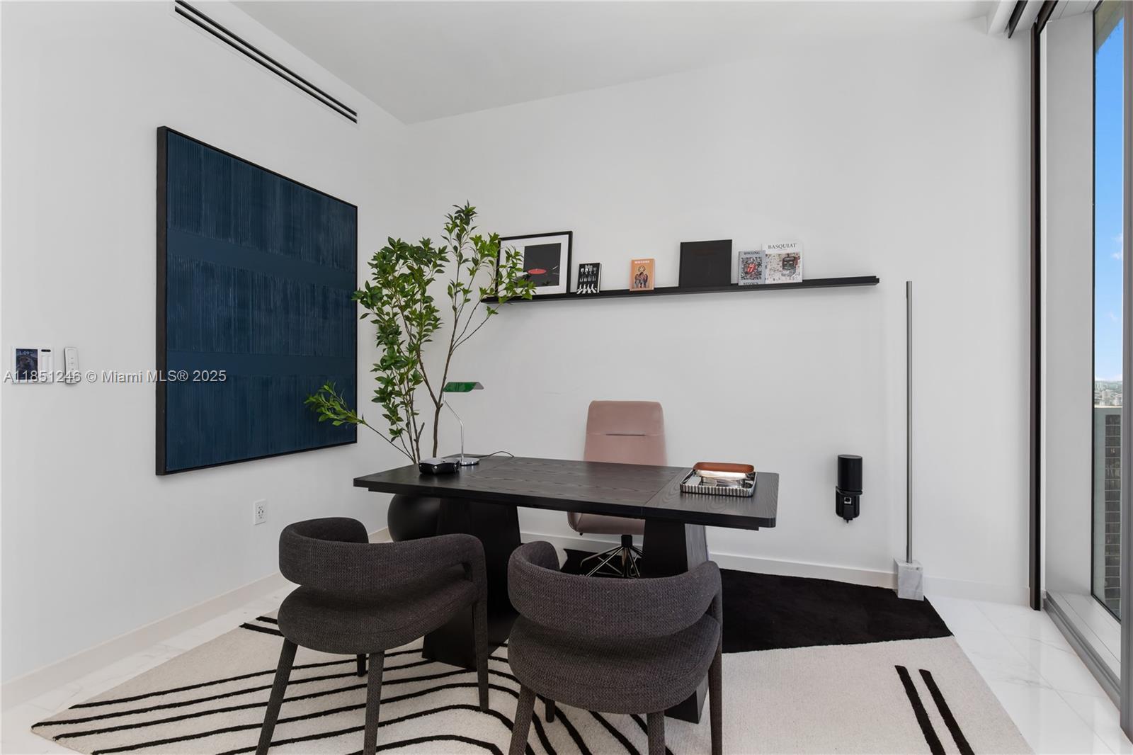 300 Biscayne Boulevard Way #2504C, Miami FL 33131