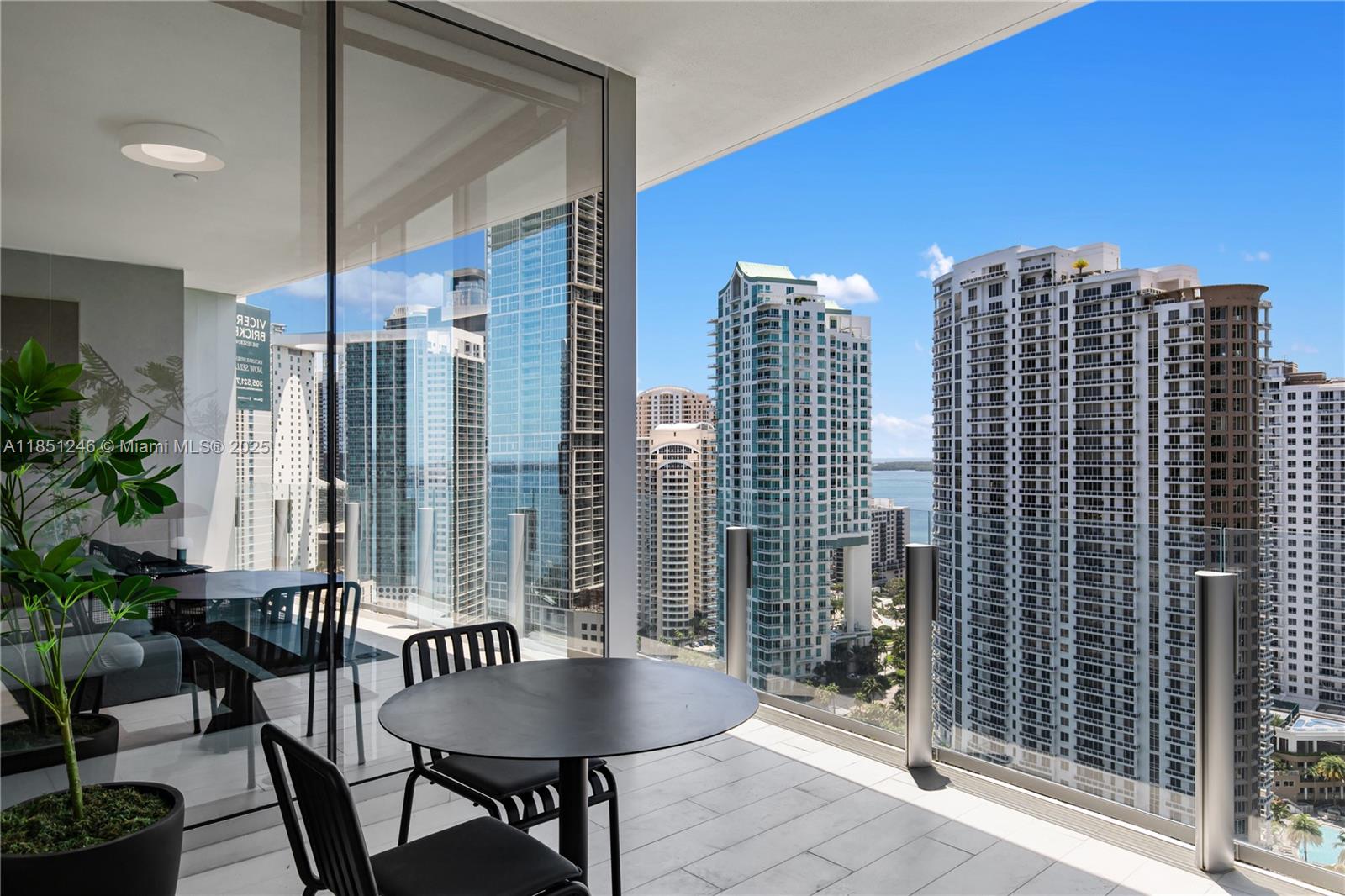 300 Biscayne Boulevard Way #2504C, Miami FL 33131