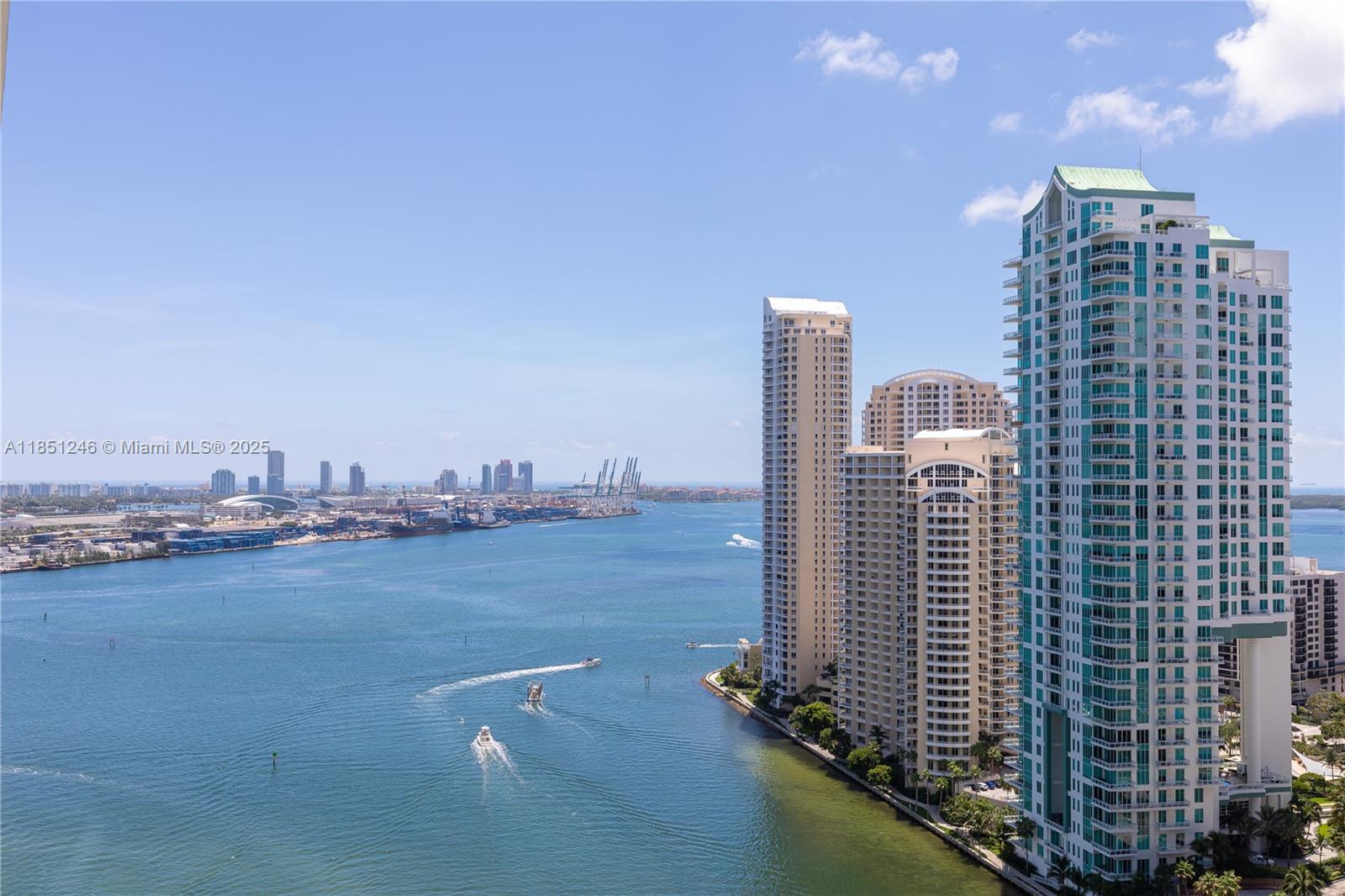300 Biscayne Boulevard Way #2504C, Miami FL 33131