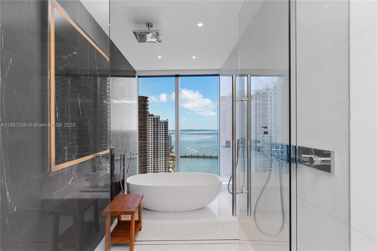 300 Biscayne Boulevard Way #2504C, Miami FL 33131