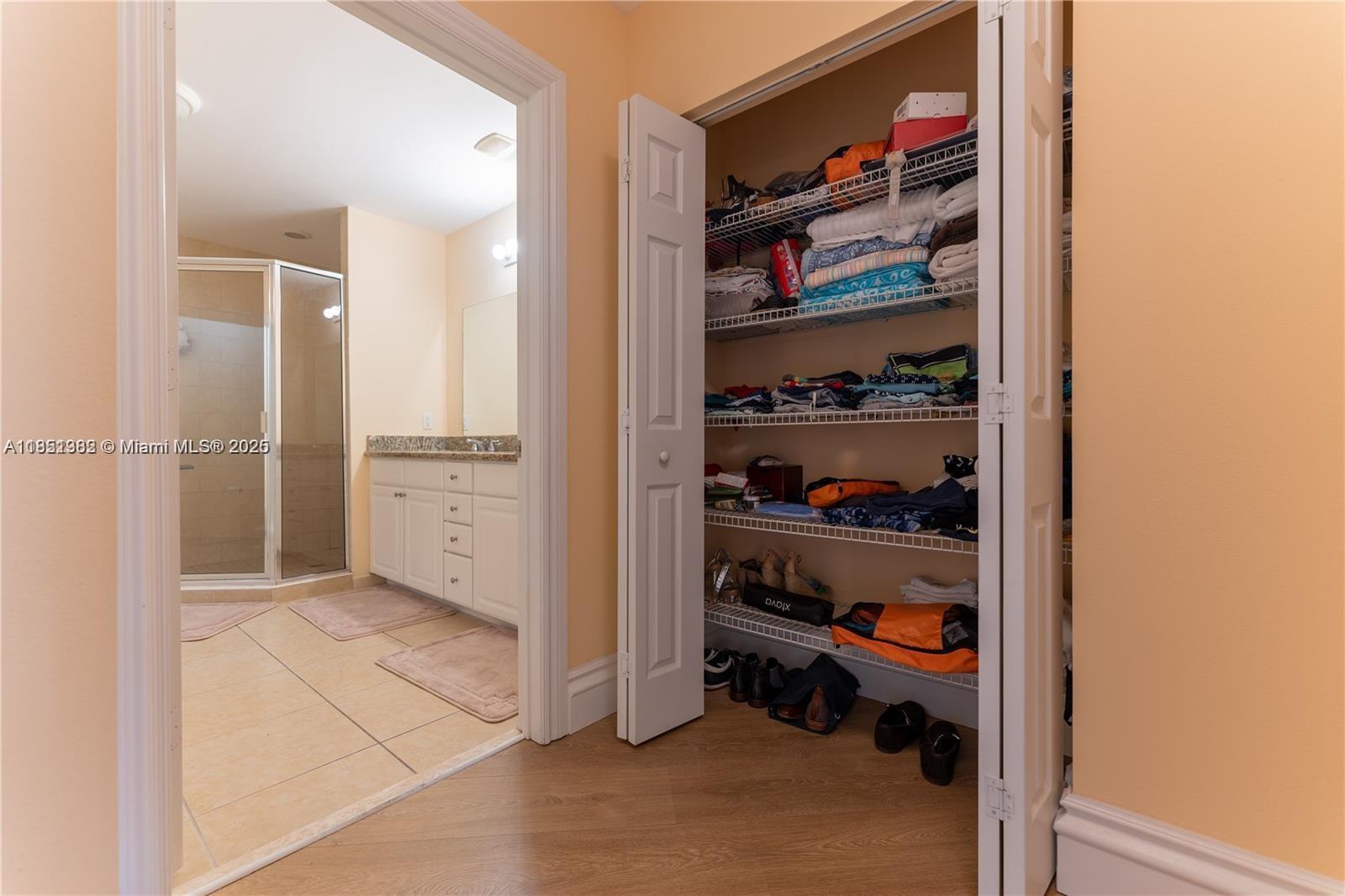 3001 NE 185th St #710, Aventura FL 33180