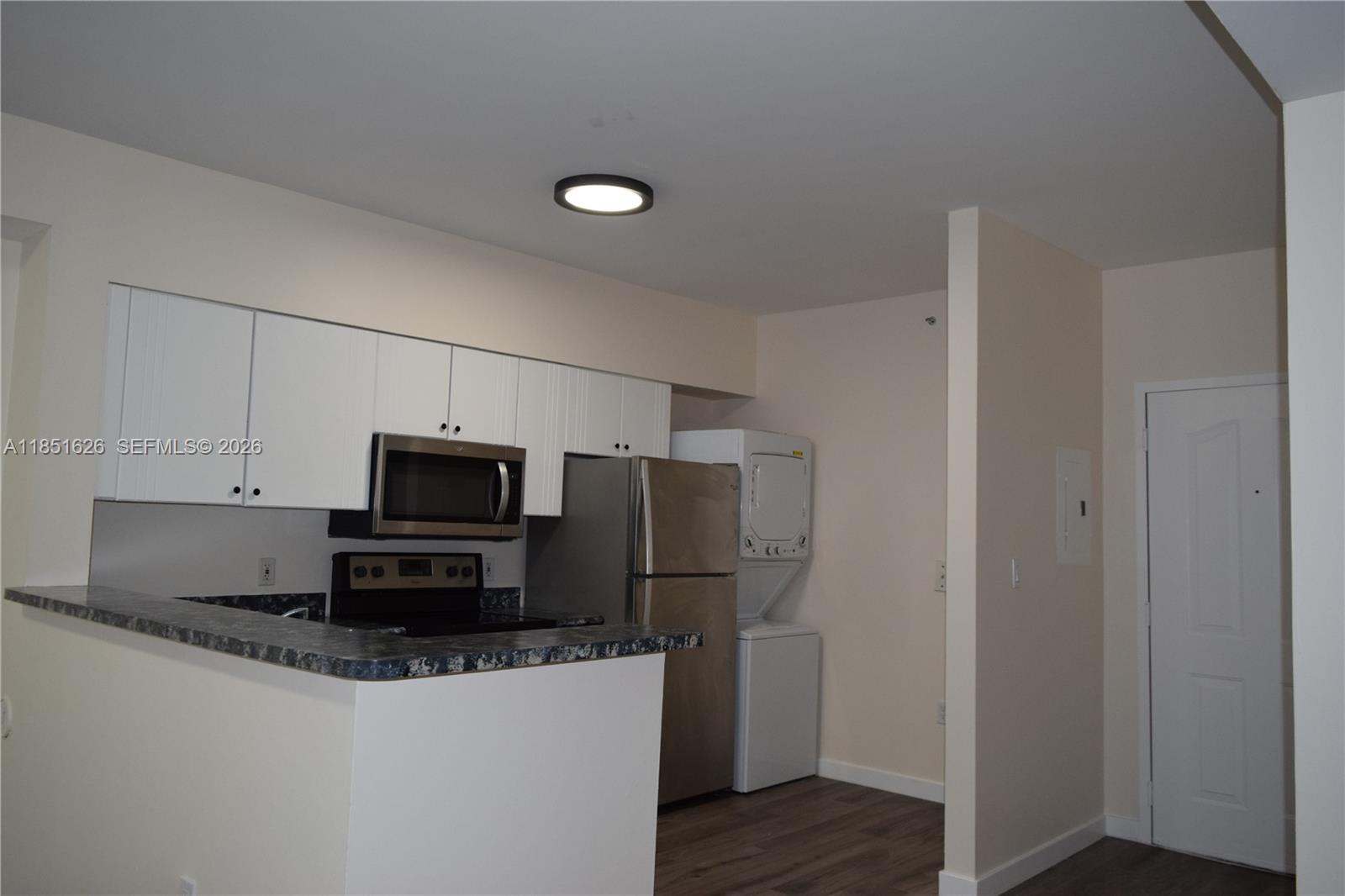 5091 NW 7th St #711, Miami FL 33126