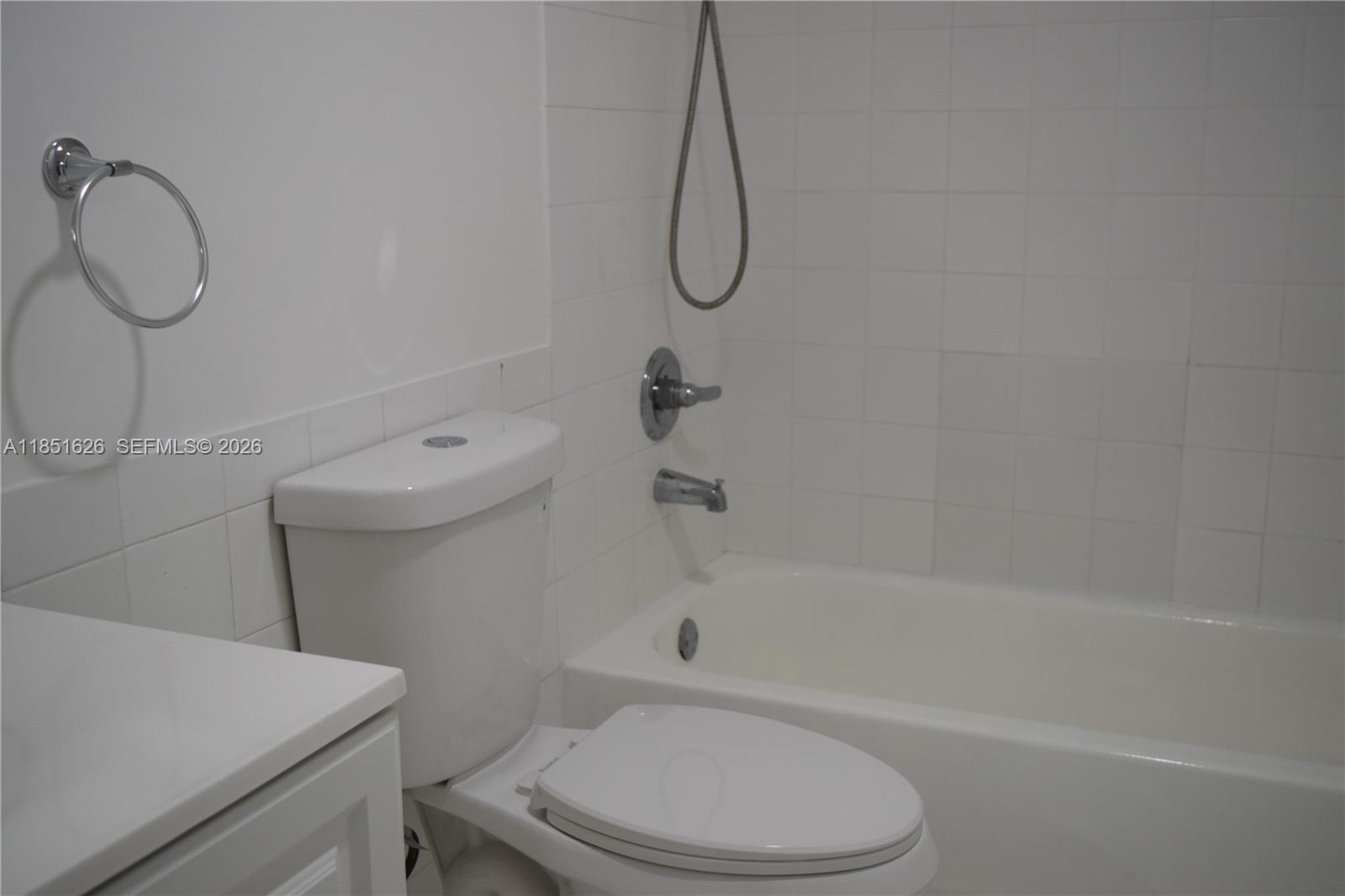 5091 NW 7th St #711, Miami FL 33126