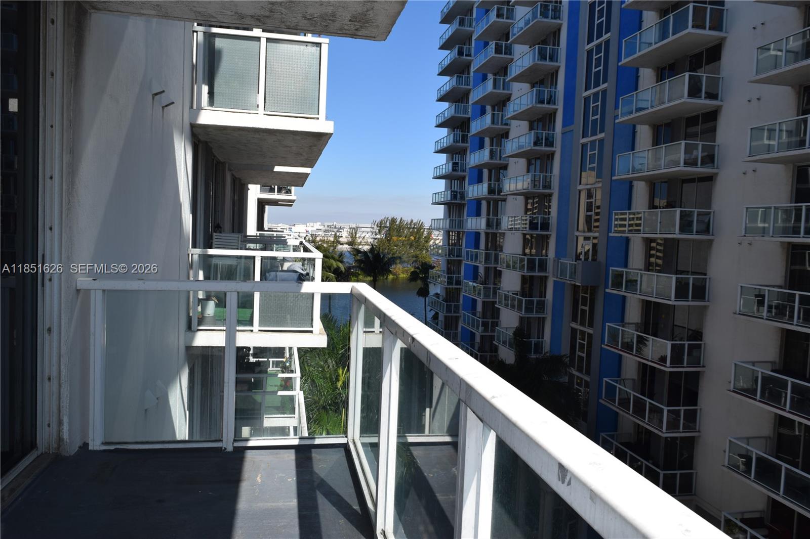 5091 NW 7th St #711, Miami FL 33126