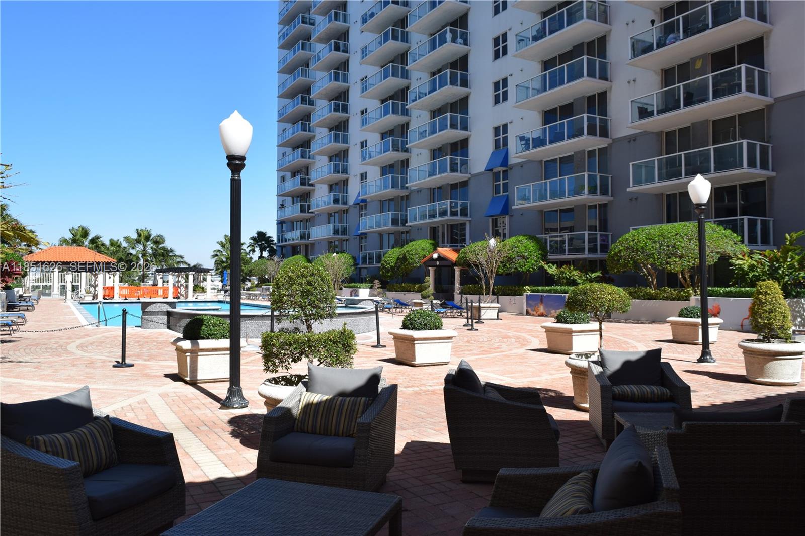 5091 NW 7th St #711, Miami FL 33126