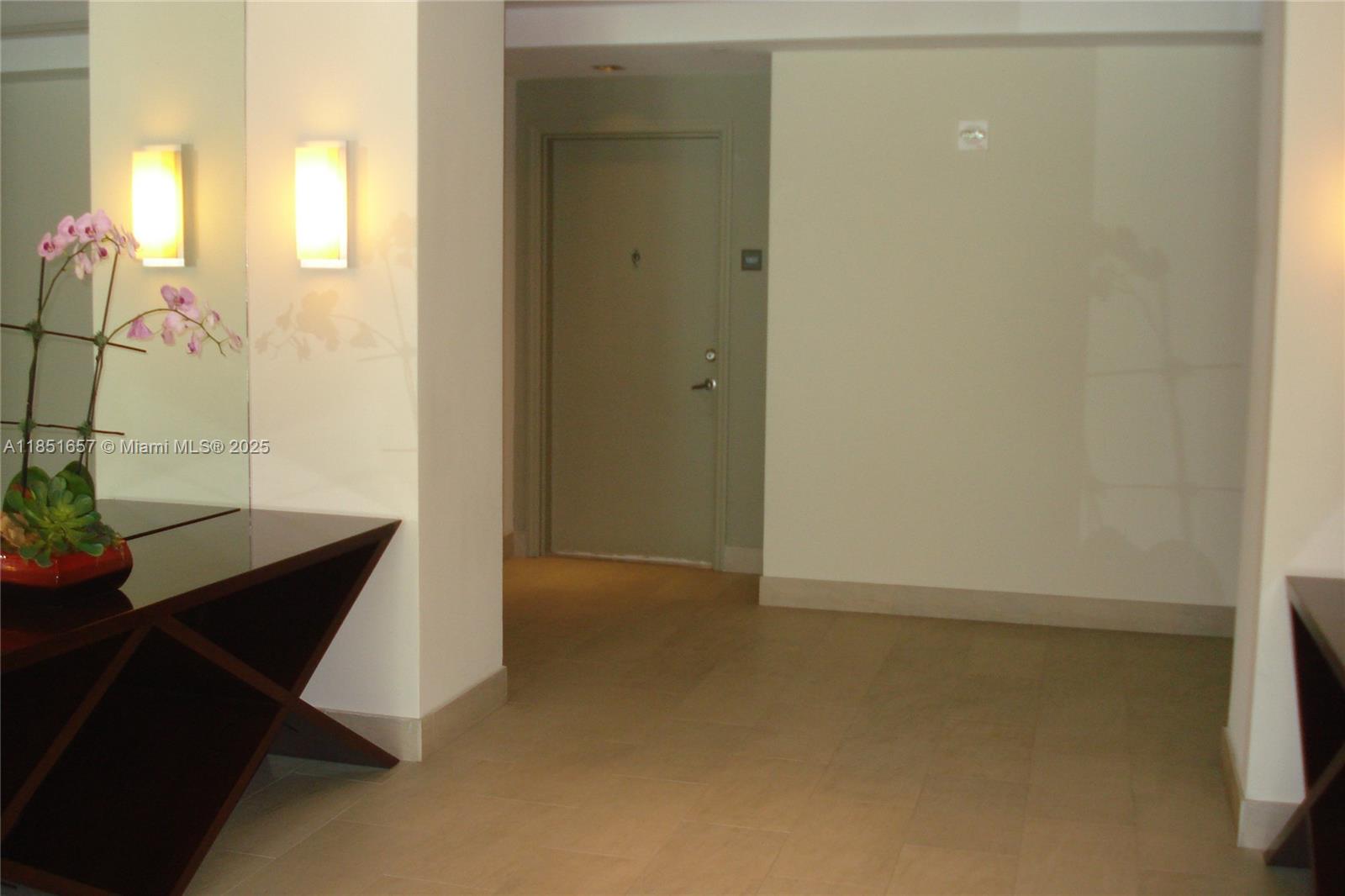 951 Brickell Ave #1007, Miami FL 33131