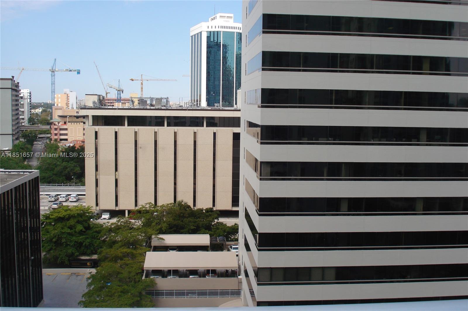 951 Brickell Ave #1007, Miami FL 33131
