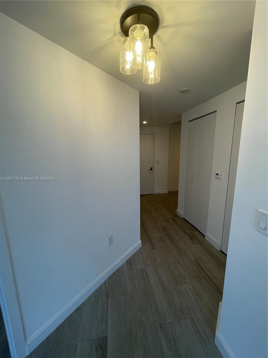 55 SW 9th St #2701, Miami FL 33130