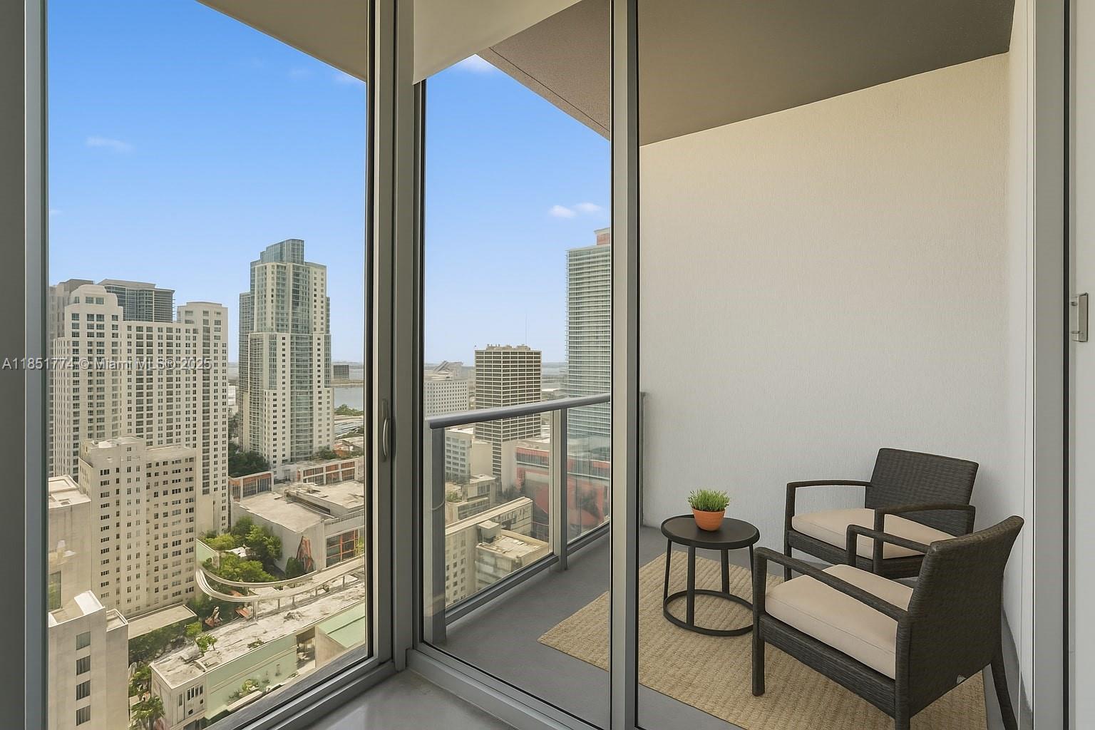 151 SE 1st St #3104, Miami FL 33131