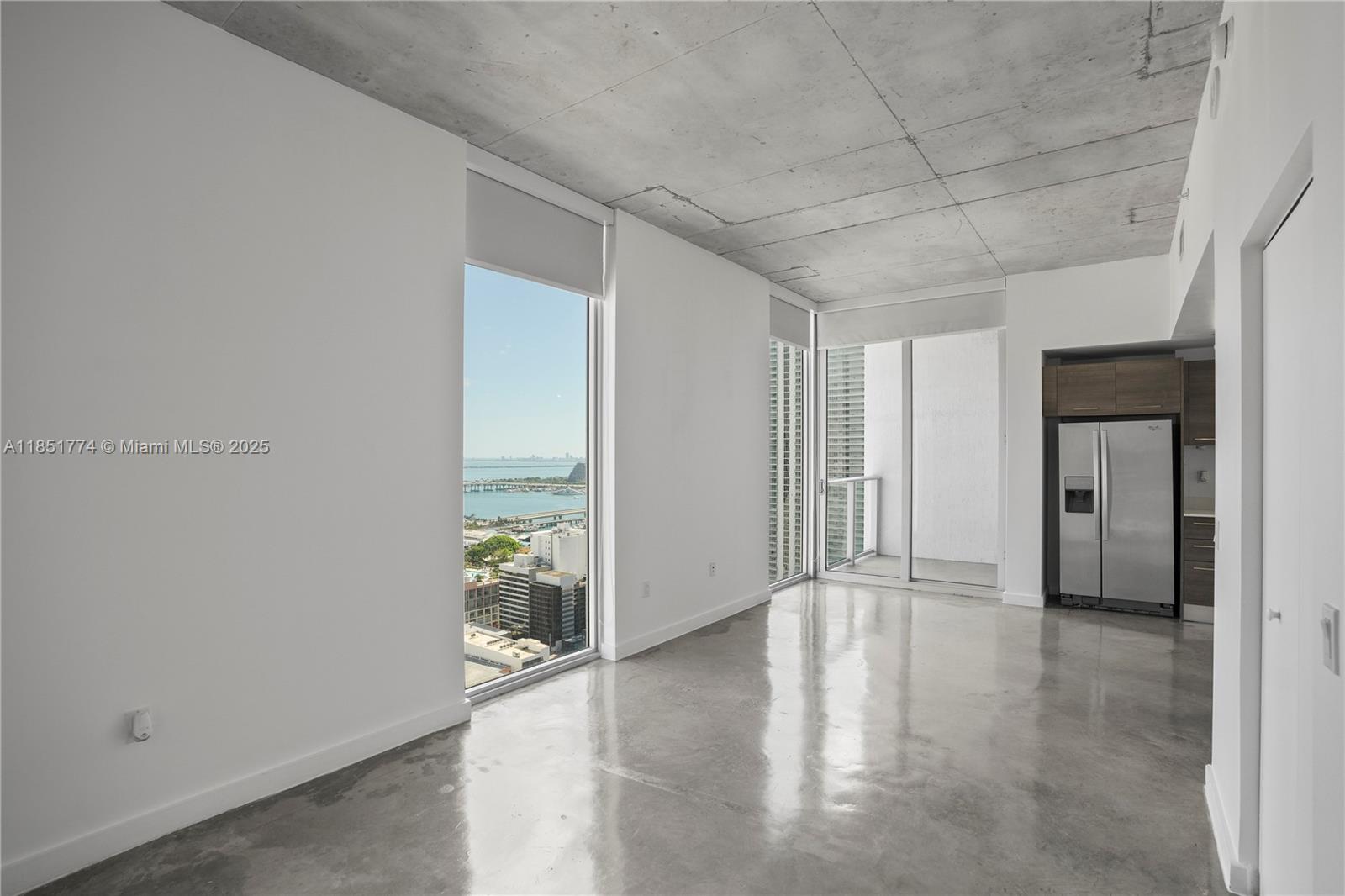 151 SE 1st St #3104, Miami FL 33131