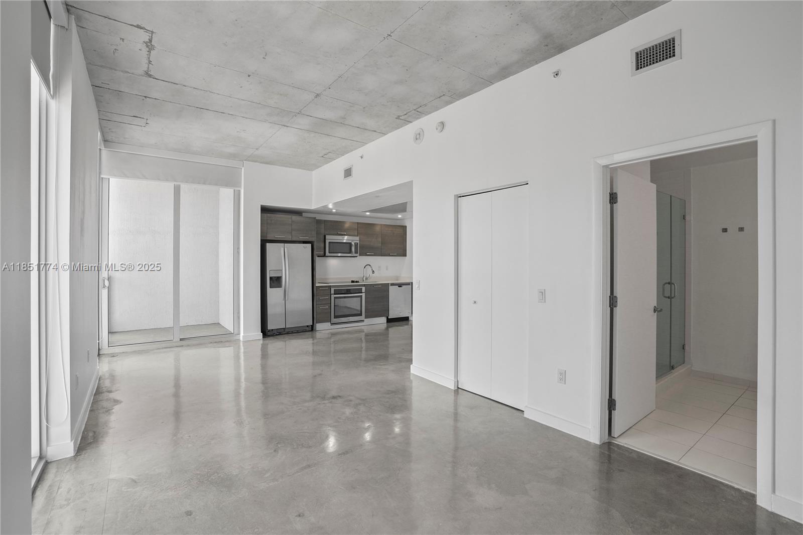 151 SE 1st St #3104, Miami FL 33131