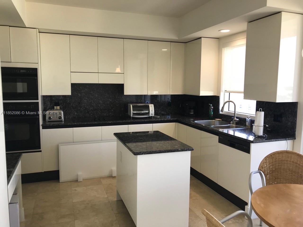 781 Crandon Blvd #1604, Key Biscayne FL 33149