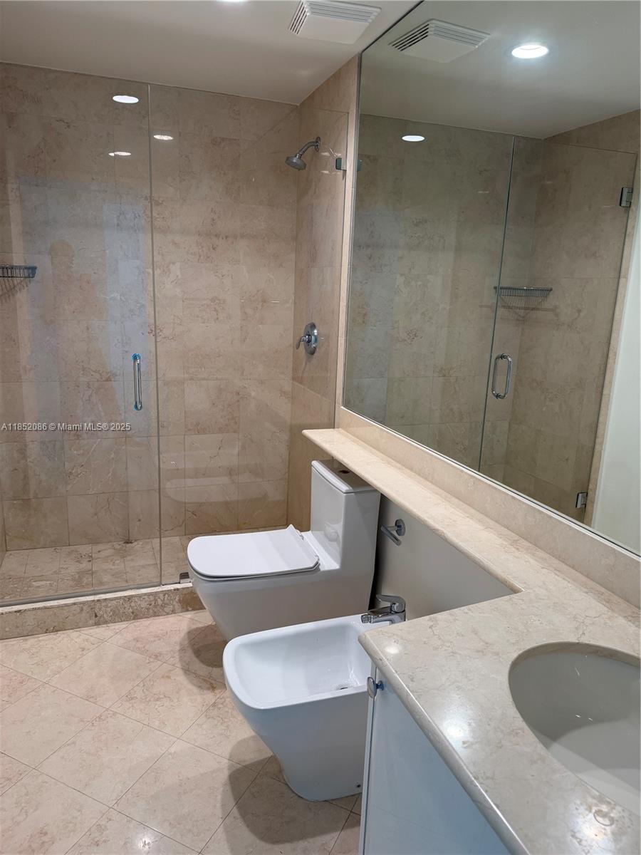 781 Crandon Blvd #1604, Key Biscayne FL 33149