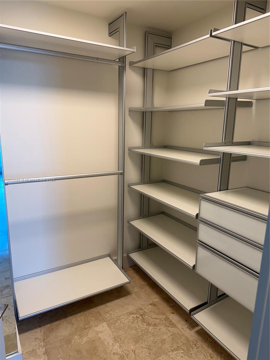 781 Crandon Blvd #1604, Key Biscayne FL 33149