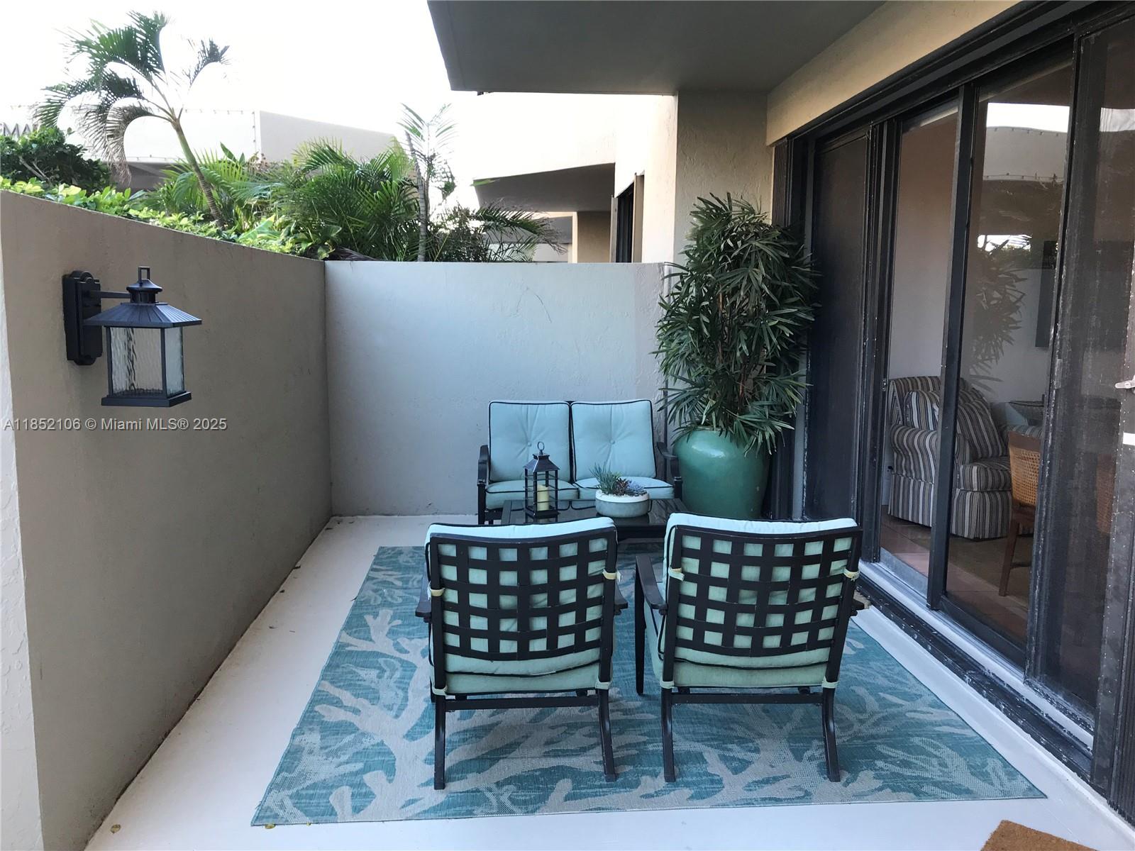201 Crandon Blvd #120, Key Biscayne FL 33149