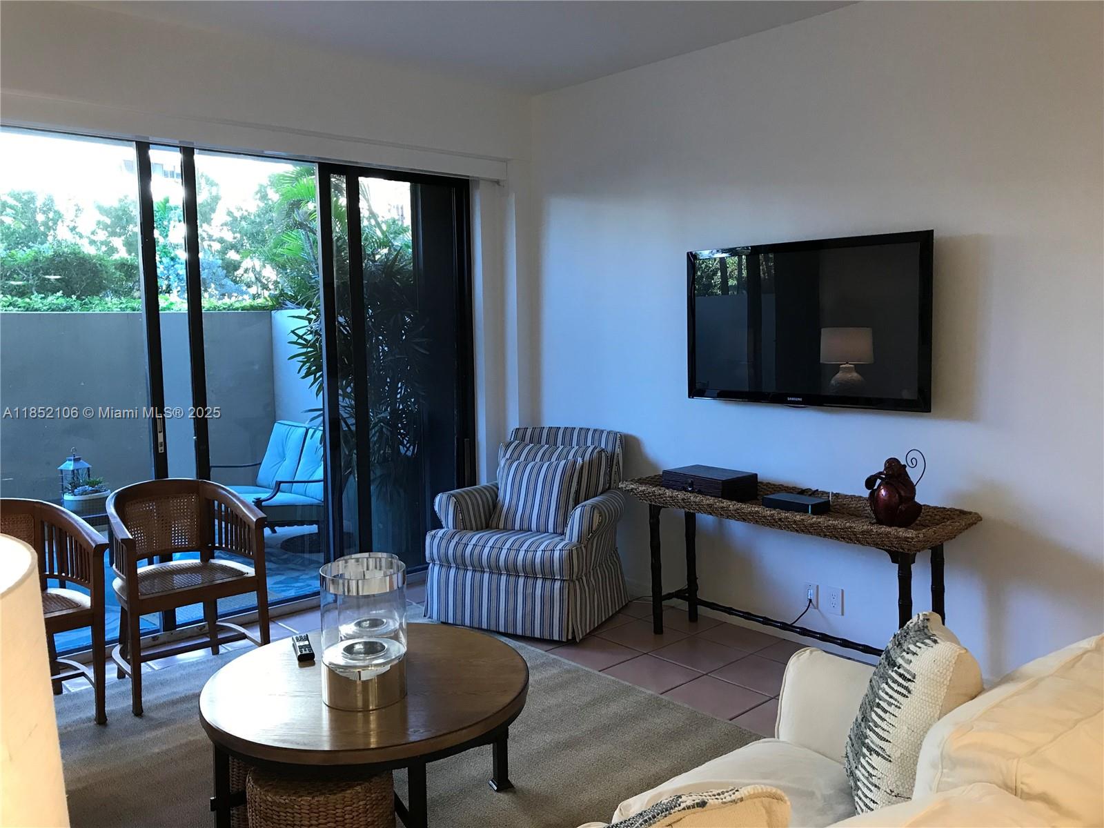 201 Crandon Blvd #120, Key Biscayne FL 33149