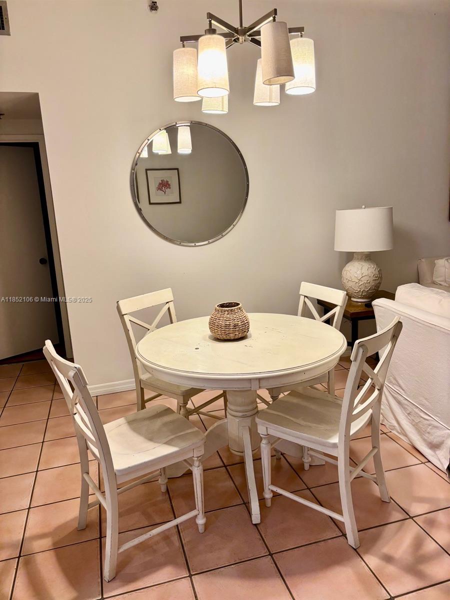 201 Crandon Blvd #120, Key Biscayne FL 33149