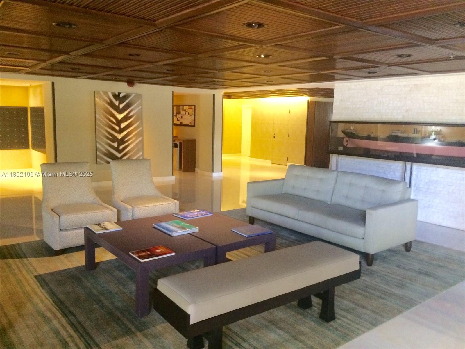 201 Crandon Blvd #120, Key Biscayne FL 33149