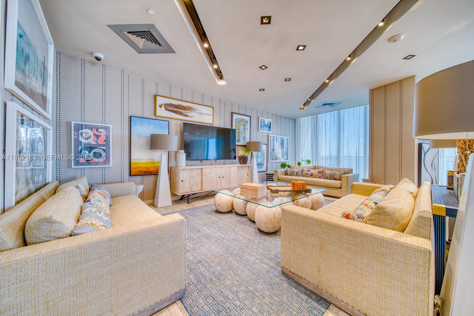 2900 NE 7th Ave #405, Miami FL 33137