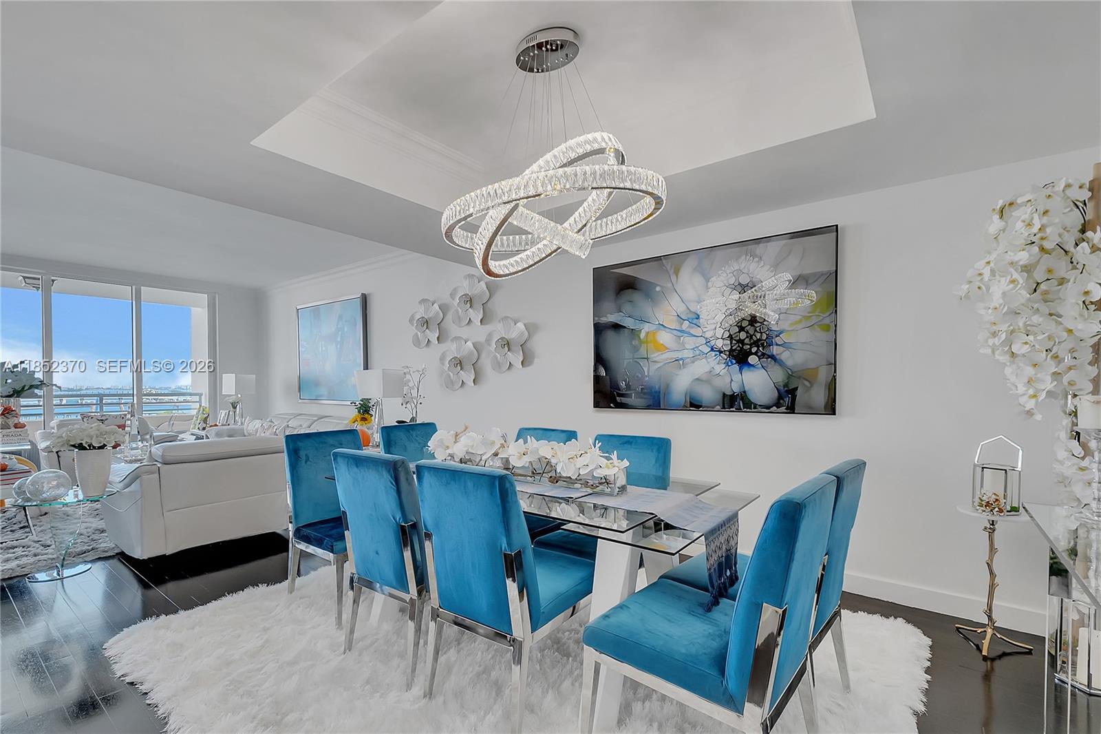 848 Brickell Key Dr #1906, Miami FL 33131