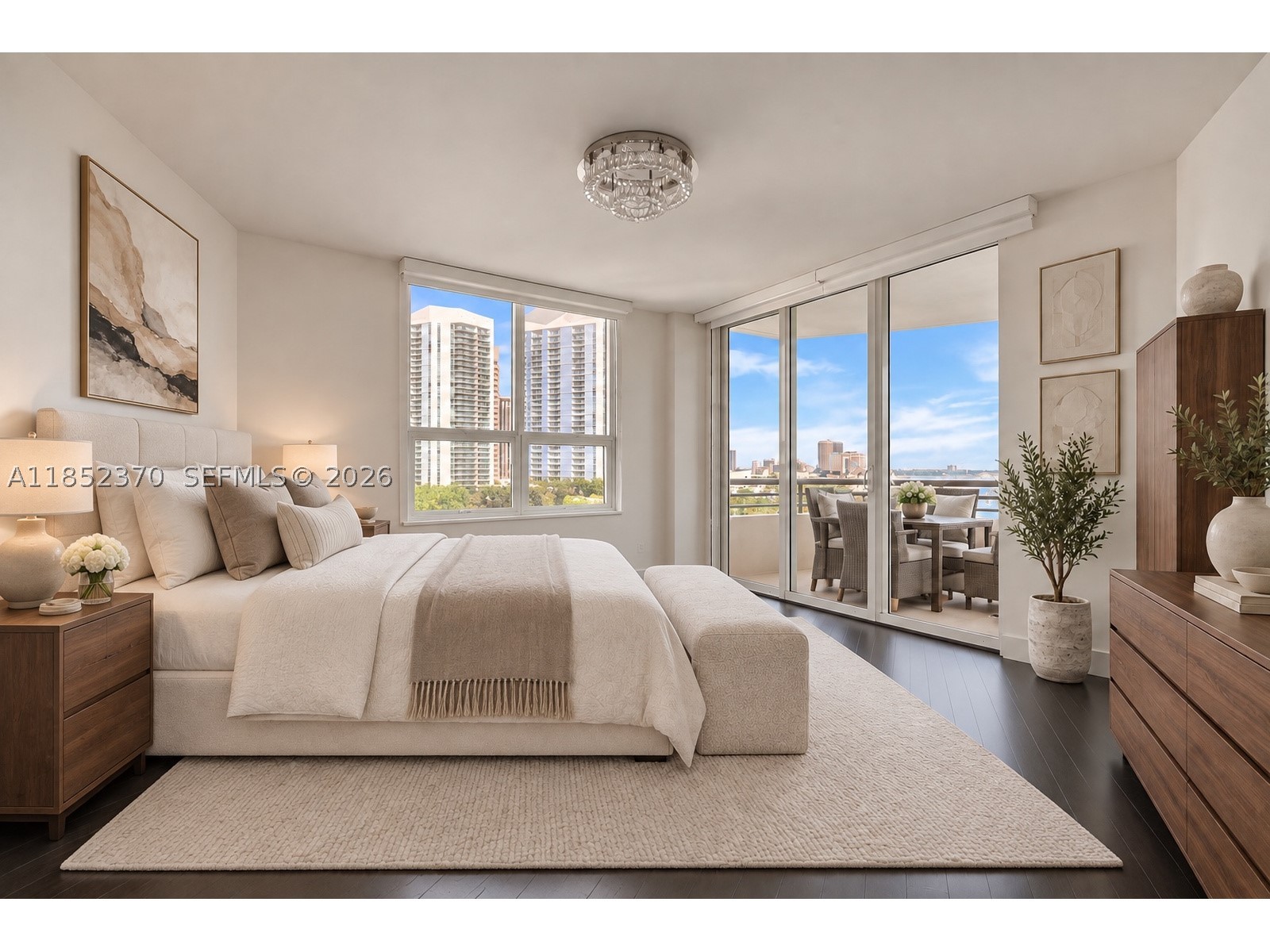 848 Brickell Key Dr #1906, Miami FL 33131