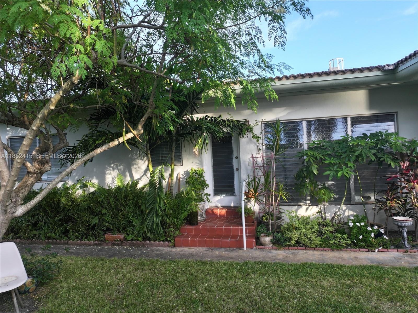 2200 Bay Dr #3, Miami Beach FL 33141