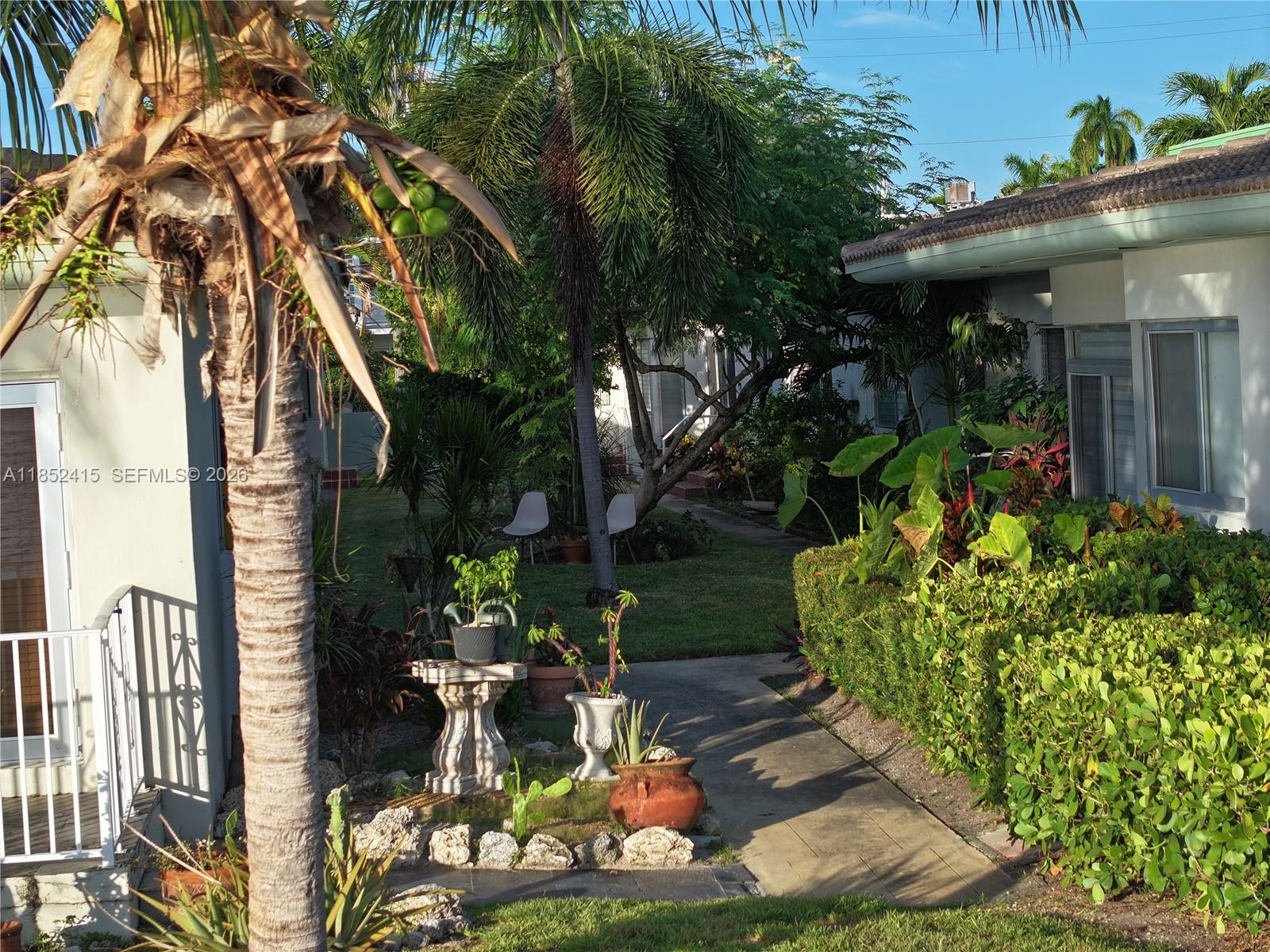 2200 Bay Dr #3, Miami Beach FL 33141