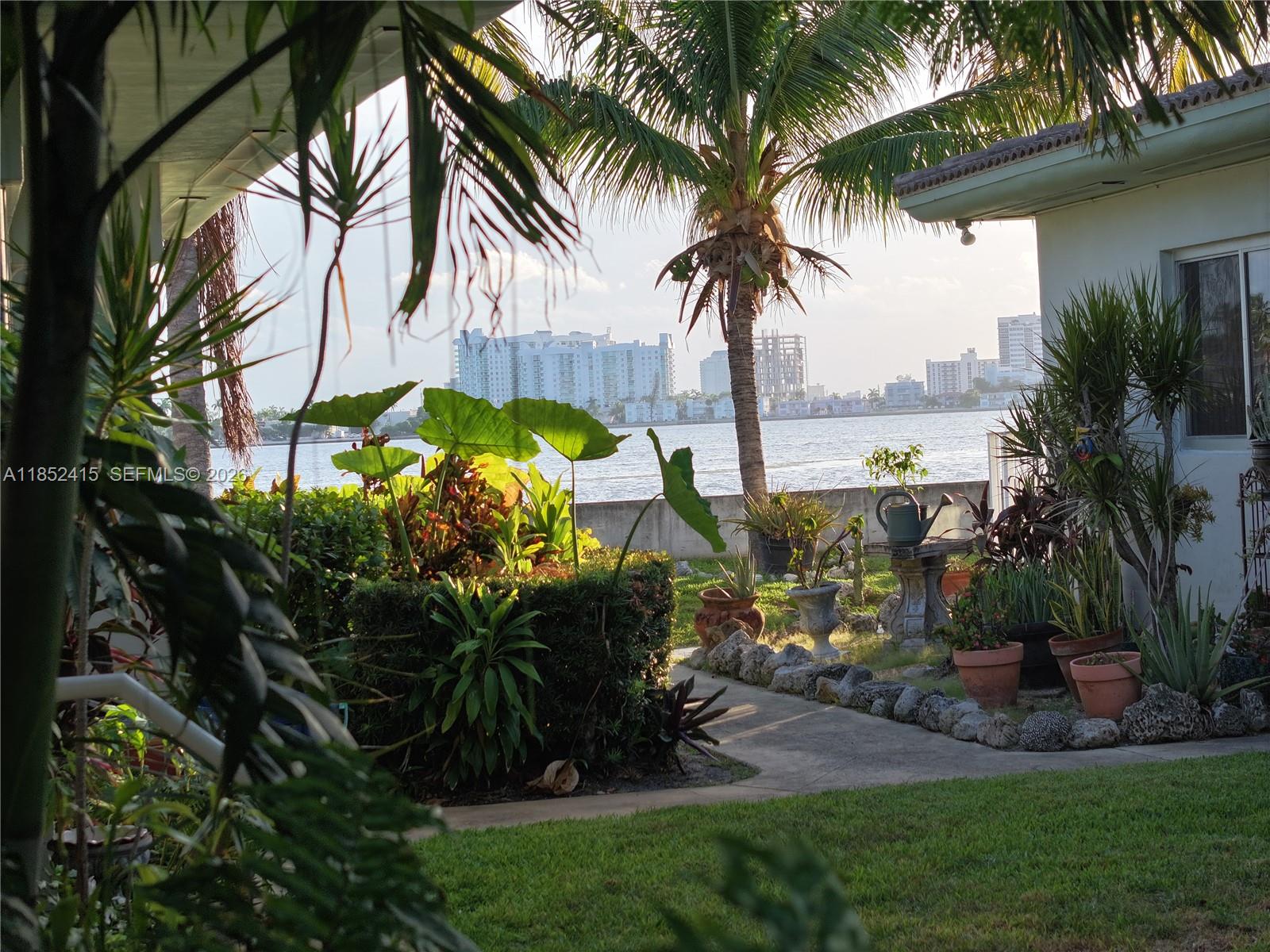 2200 Bay Dr #3, Miami Beach FL 33141